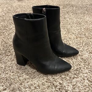 Madden Girl Black Heeled Ankle Boots Women’s Size 7